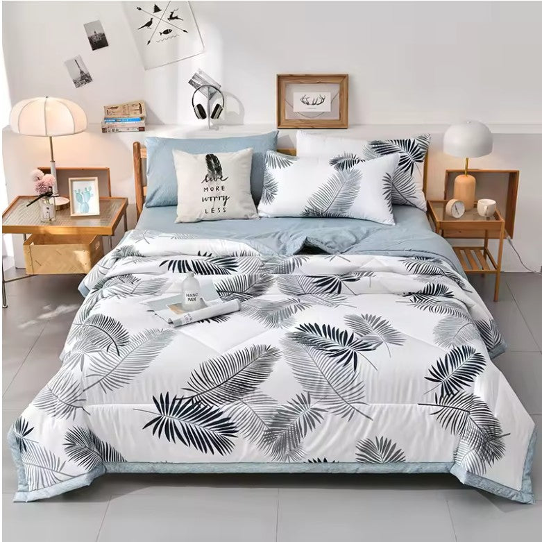 Lightweight Summer Cooling Blanket – Soft, Washable Comforter for Adults & Kids