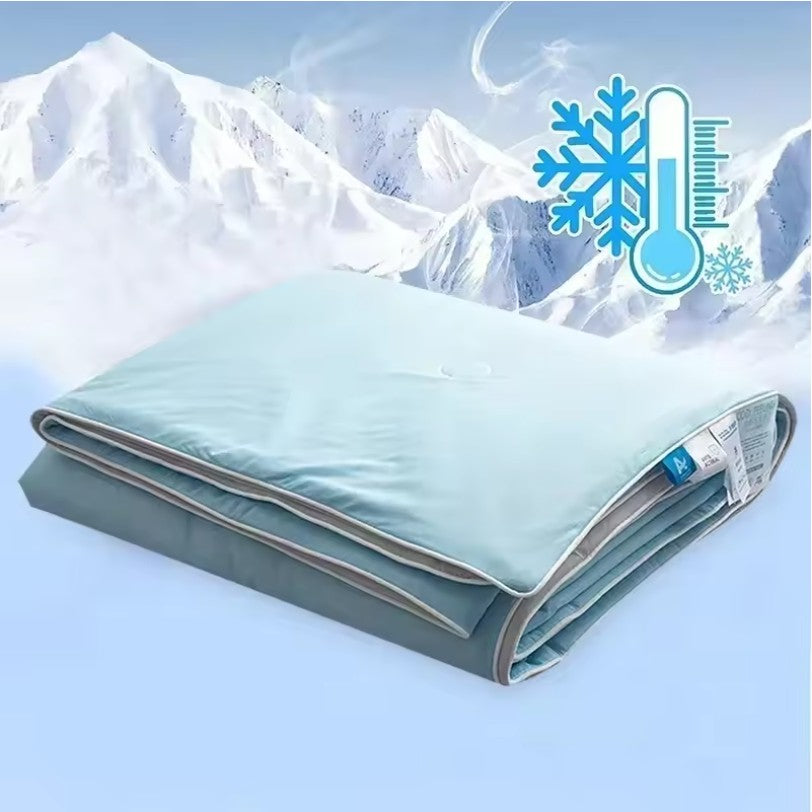 Double-Sided Cooling Blanket – Silky Lightweight Summer Quilt