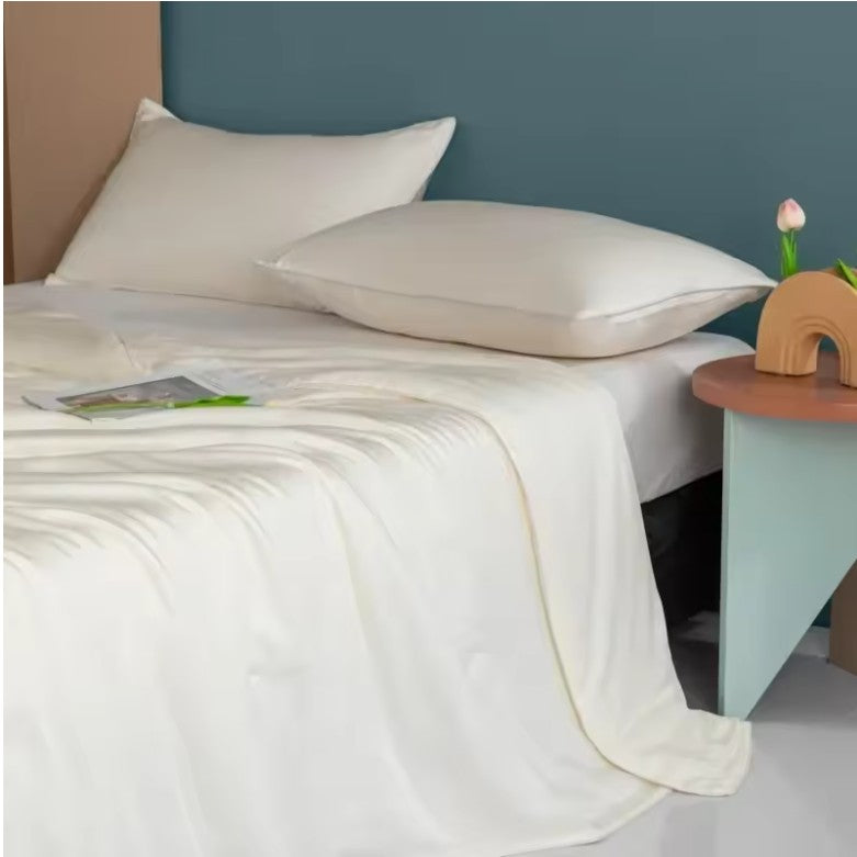 Cooling Blanket Soft Silky Lightweight Quilt