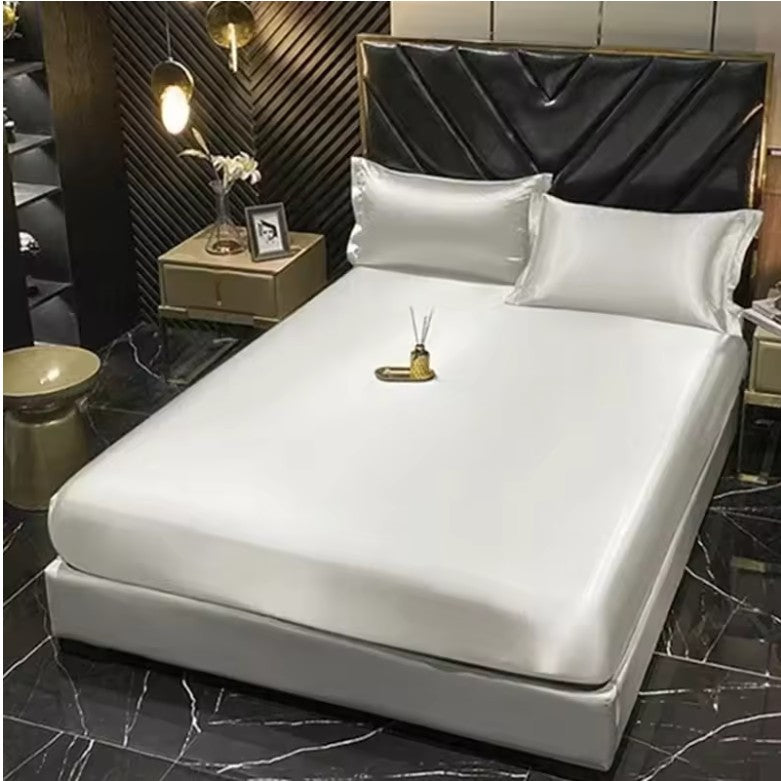 High-End Natural Mulberry Silk Bedding Set – Satin Duvet Cover with Sheets