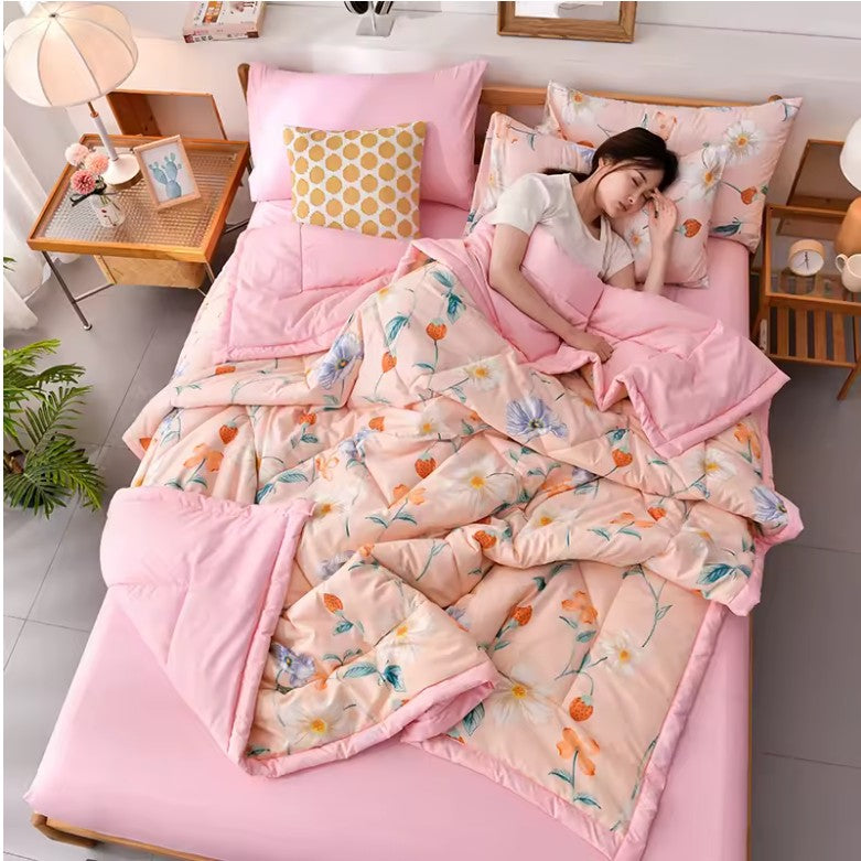 Lightweight Summer Cooling Blanket – Soft, Washable Comforter for Adults & Kids