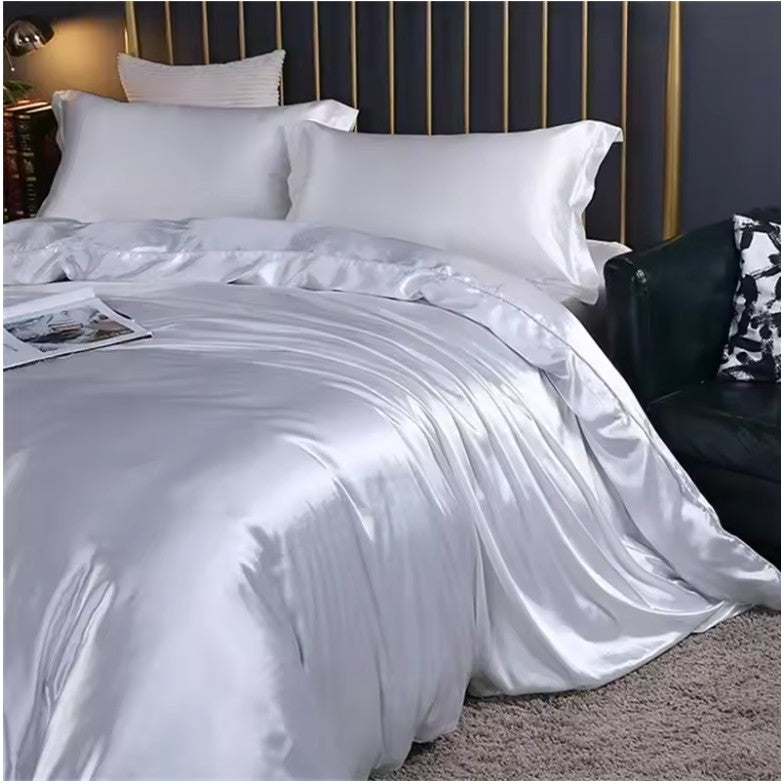 High-End Natural Mulberry Silk Bedding Set – Satin Duvet Cover with Sheets