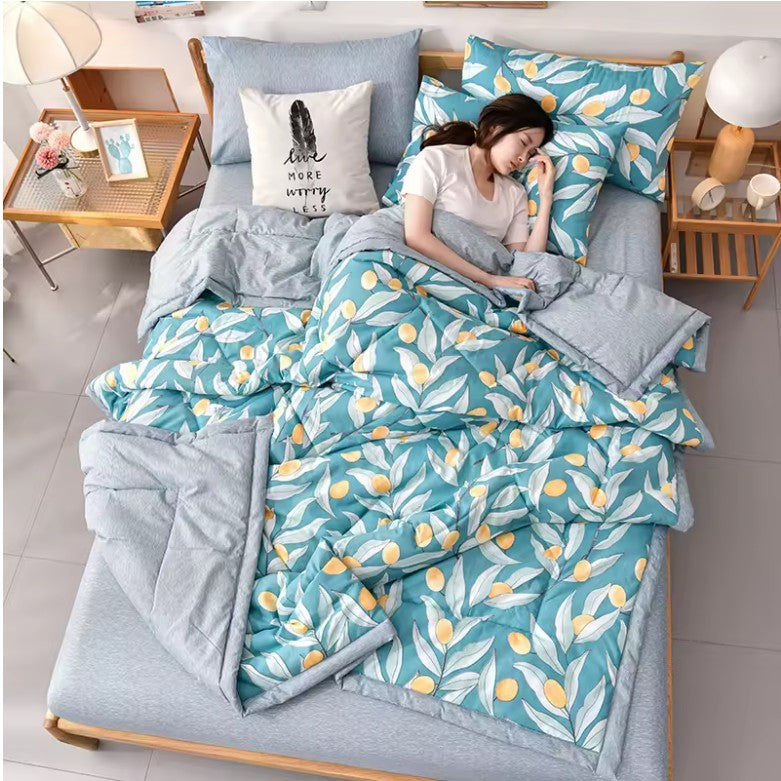 Lightweight Summer Cooling Blanket – Soft, Washable Comforter for Adults & Kids
