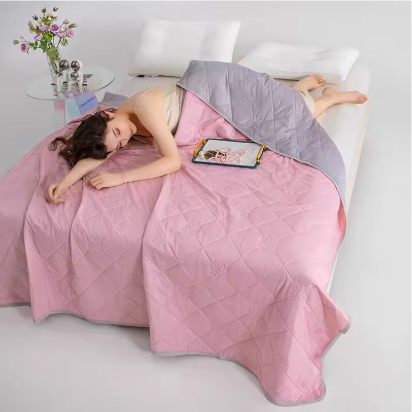 Cooling Blanket – Soft, Breathable, Lightweight Summer Quilt