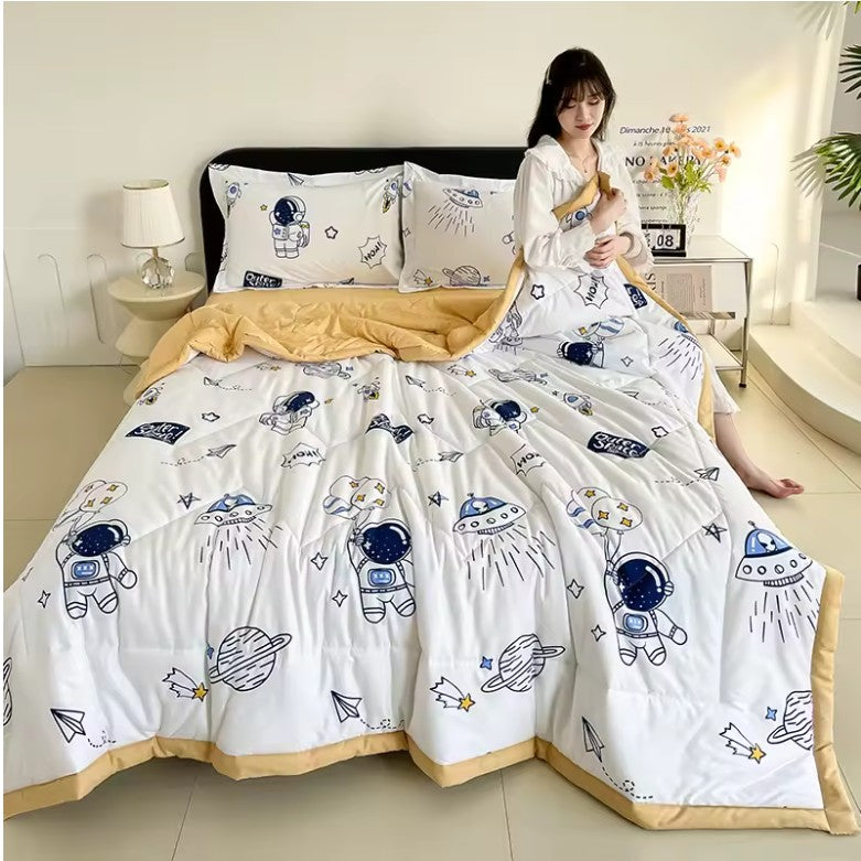 Lightweight Summer Cooling Blanket – Soft, Washable Comforter for Adults & Kids