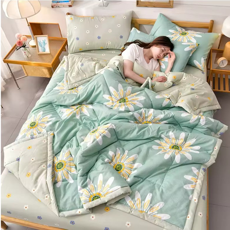 Lightweight Summer Cooling Blanket – Soft, Washable Comforter for Adults & Kids