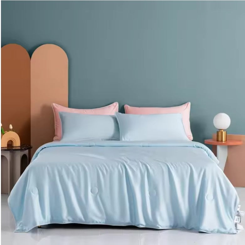 Cooling Blanket Soft Silky Lightweight Quilt